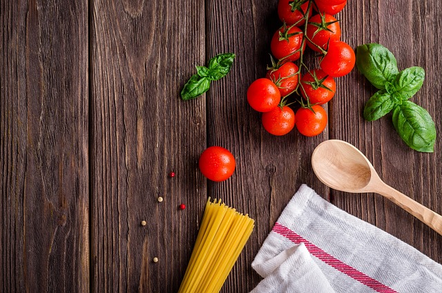 Jak urozmaicić dietę wegańską: Przepisy na roślinne dania